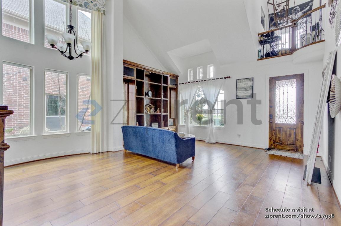 Building Photo - 14108 Signal Hill Dr