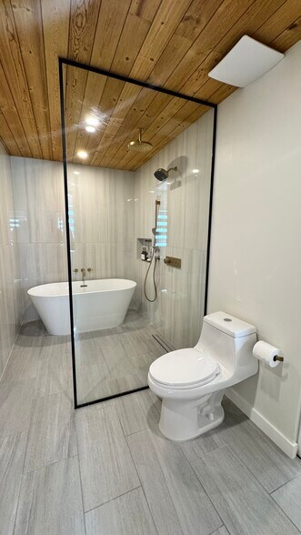 Renovated Master bathroom in 2023 - 9970 SW 13th Ter