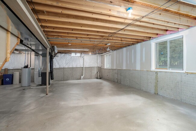 Building Photo - 29893 Trailwood Dr