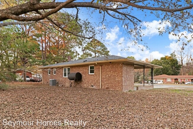 Building Photo - 3 br, 1 bath House - 178 Best Avenue