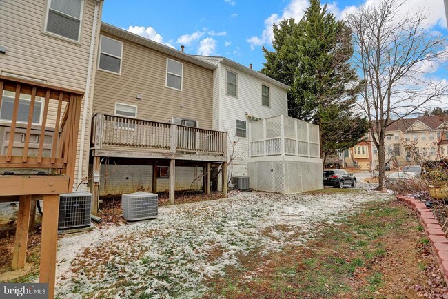 Building Photo - 3902 Cotton Tree Ln