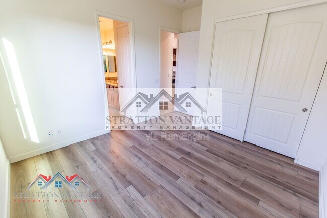 Building Photo - 31502 N 58th Pl