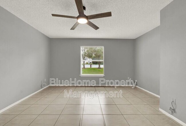 Building Photo - 5405 Lake Margaret Dr