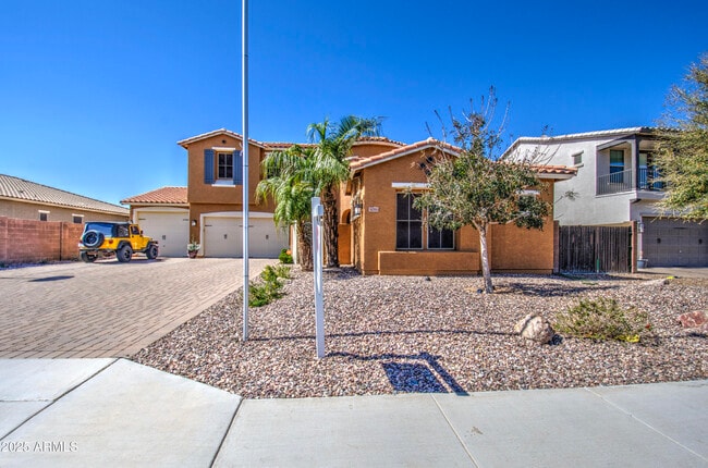 Building Photo - 3016 N Glenview