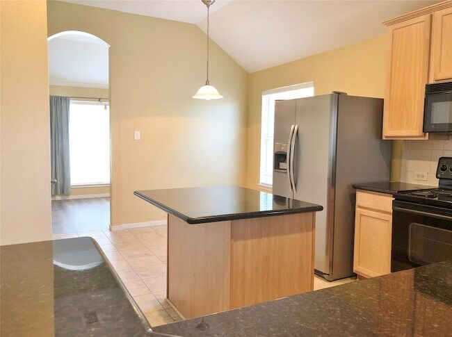 Building Photo - 23218 Prairie Lily Ln
