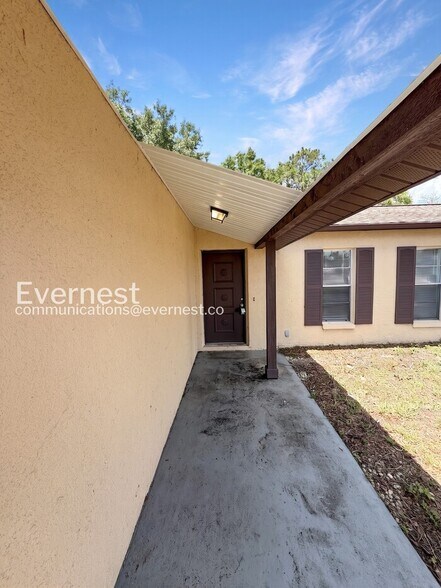 Building Photo - 10485 Lightwood St