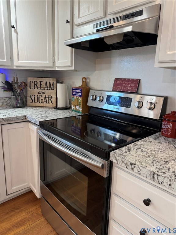 Building Photo - 8 English Oak Cir