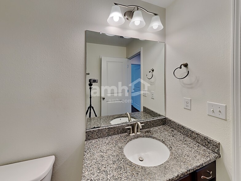 Building Photo - 4622 Reisswood Loop
