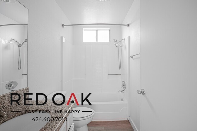 Building Photo - 11817 Victory Blvd