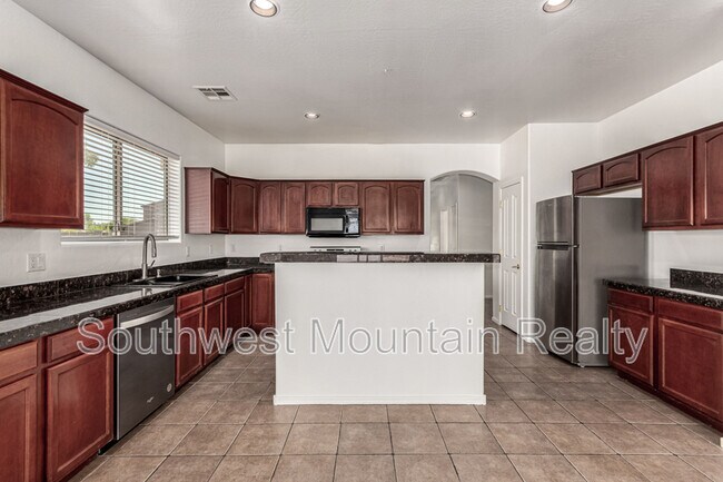 Building Photo - 21486 Via Del Oro