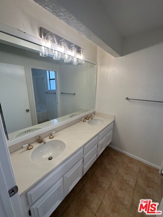 Building Photo - 6501 Bradley Pl