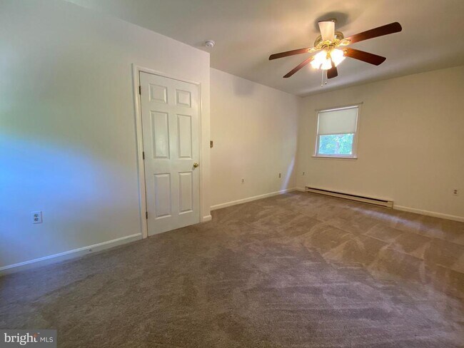 Building Photo - 13359 Catoctin Hollow Rd
