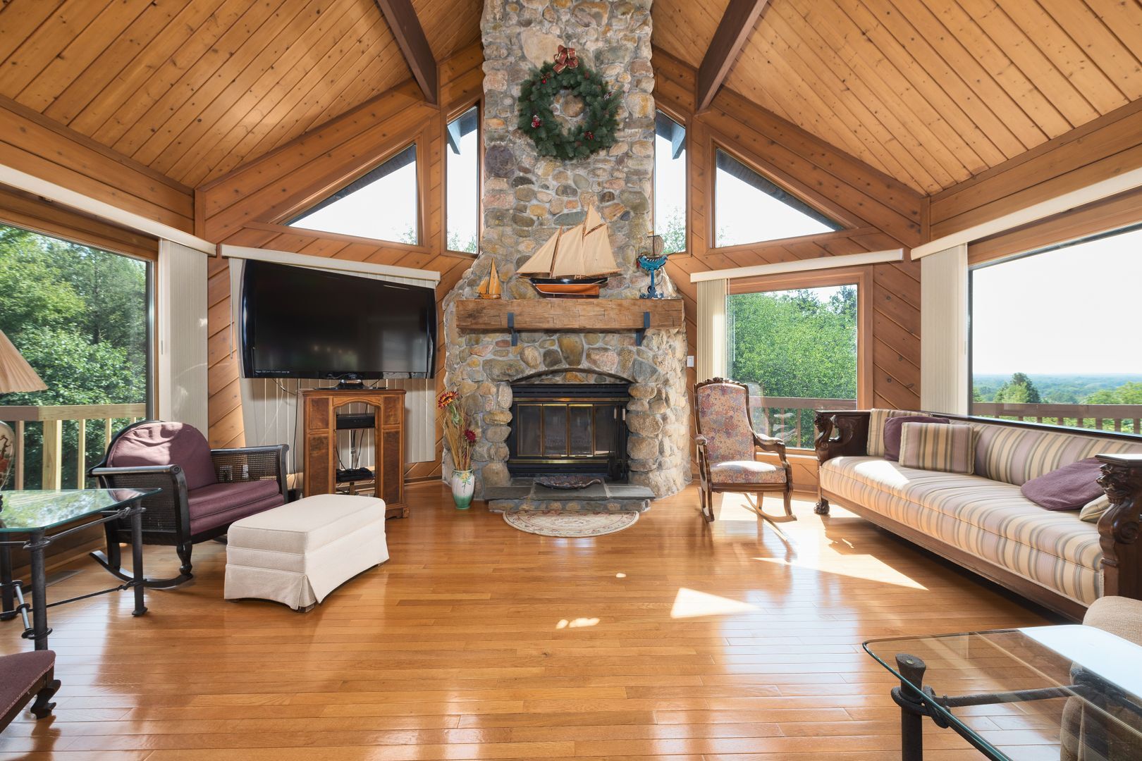 Building Photo - 61180 48th Ave