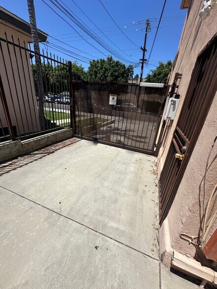 Building Photo - 918 N Market St