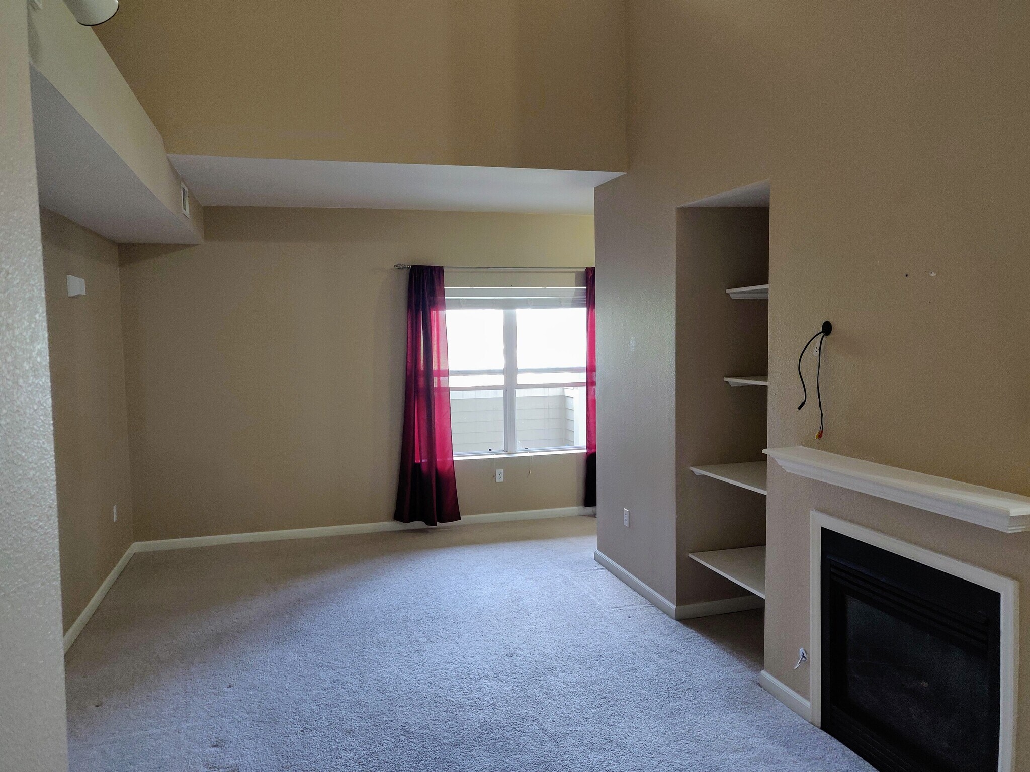 Building Photo - 18151 E Flora Pl