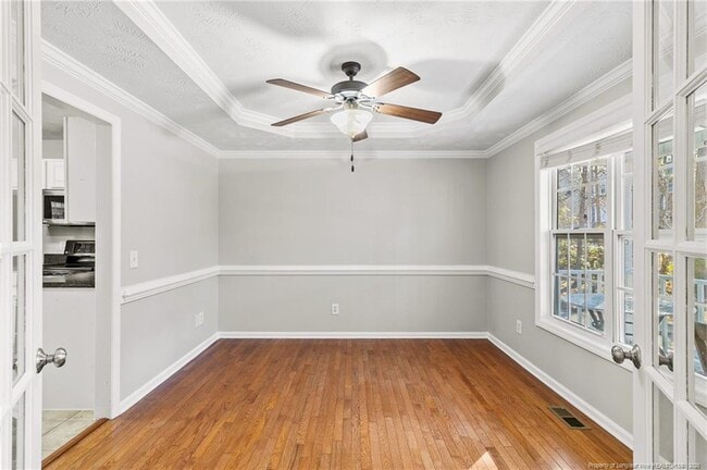 Building Photo - 132 Cedar Ln