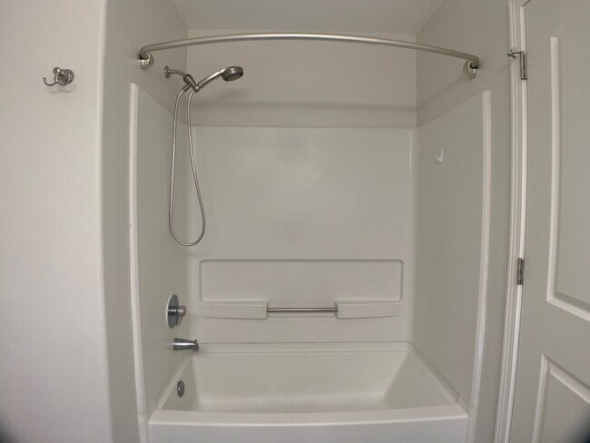 Building Photo - Remodeled Beautiful Progress Ridge Town home! 2 Bedrooms 2 Baths, 1628 Sq. Ft.