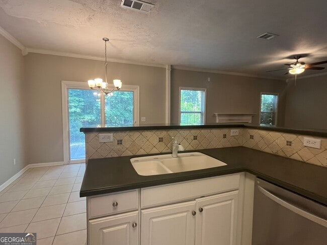 Building Photo - 10055 Lauren Hall Ct