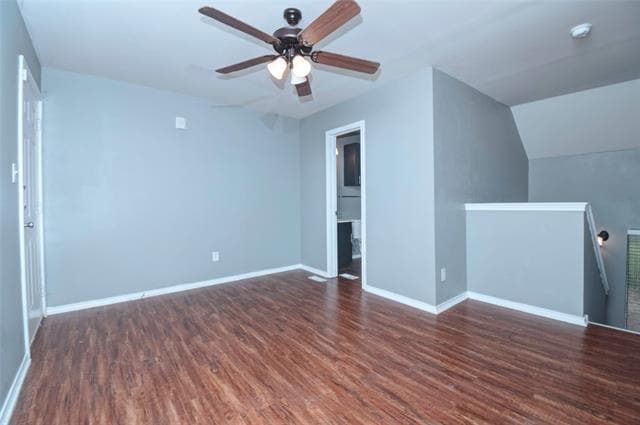 Building Photo - 9831 Walnut St