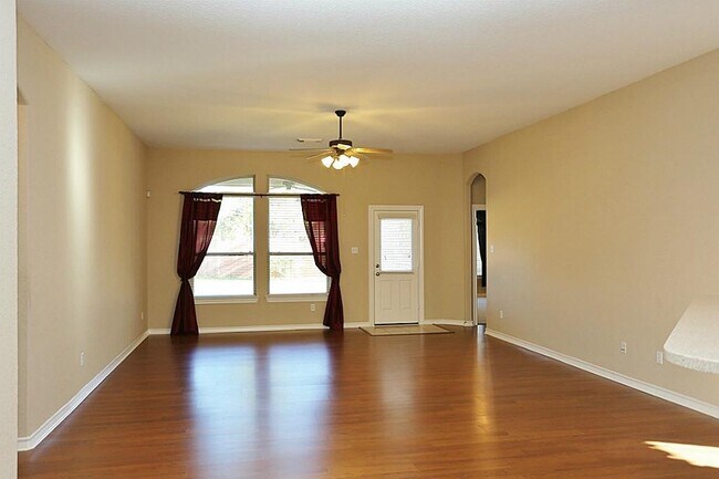 Building Photo - 26102 Bent Meadow Ct