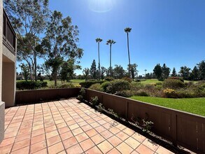 Building Photo - Beautiful 2 Bed 2 Bath Tustin Ranch Condo With Golf Course Views!