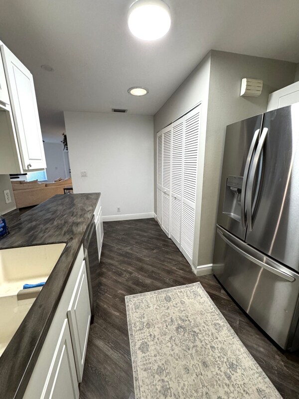 Building Photo - 1146 NE Coy Senda