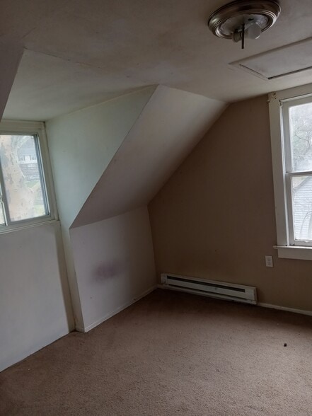 Building Photo - 1007 Frey Rd