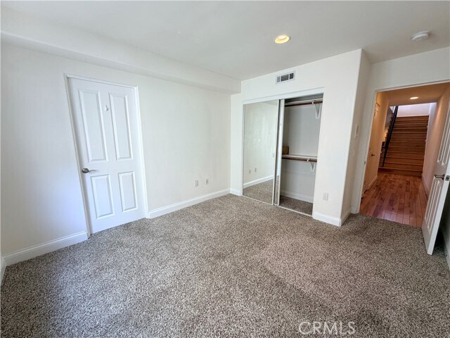 Building Photo - 710 1st Pl