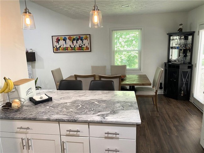 Building Photo - 1420 Creek Overlook Ct