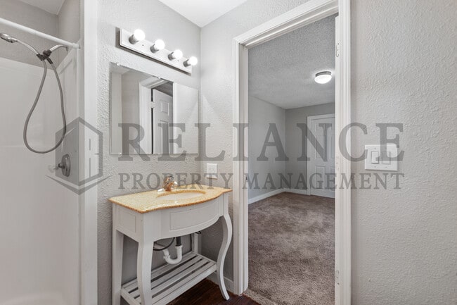Building Photo - 217 S Kansas St