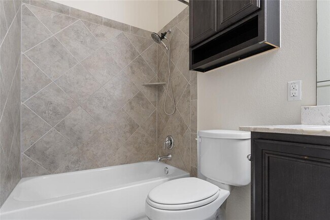 Building Photo - 12813 Stoney Ridge Bend