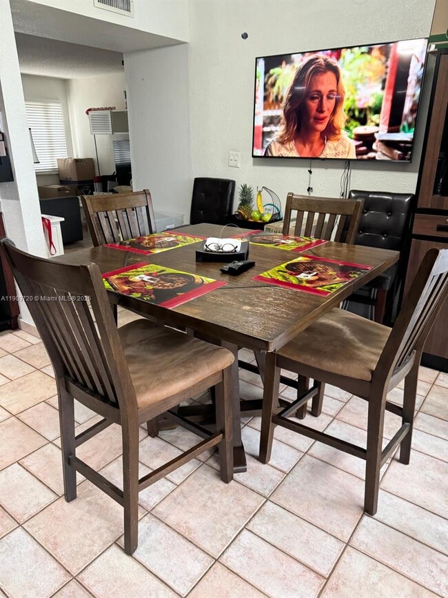 Building Photo - 8520 SW 133rd Avenue Rd