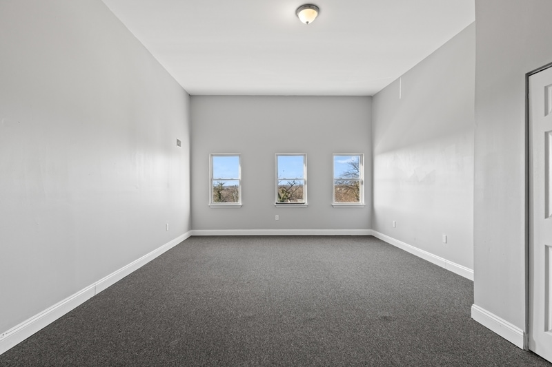 Building Photo - 1005 N Arlington Ave