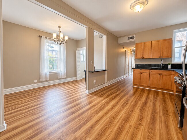 Building Photo - 3347 S Emerald Ave