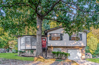 Building Photo - 5938 Dewey Heights Rd