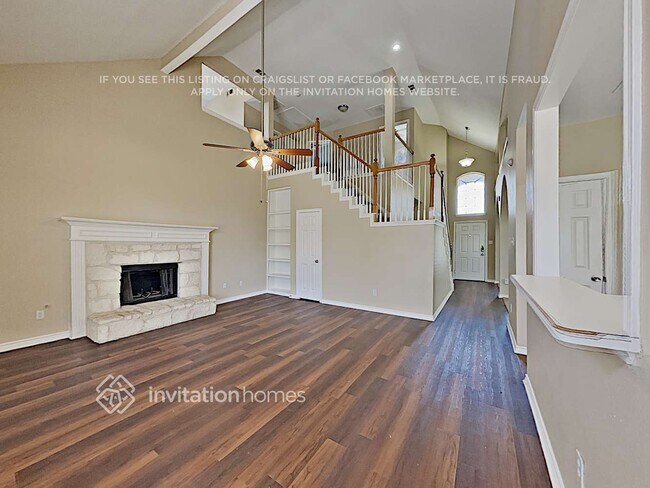 Building Photo - 1656 Churchill Ln