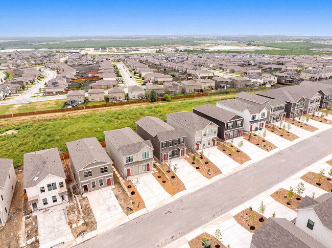 Building Photo - New Construction. Immediate Move In