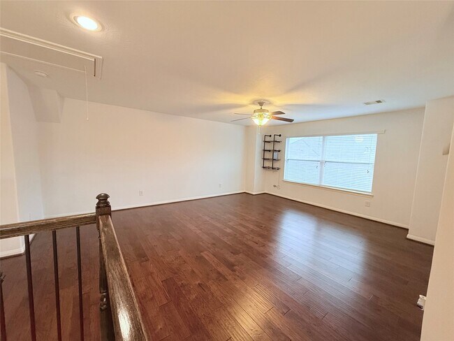 Building Photo - 30515 Woodson Trace Dr