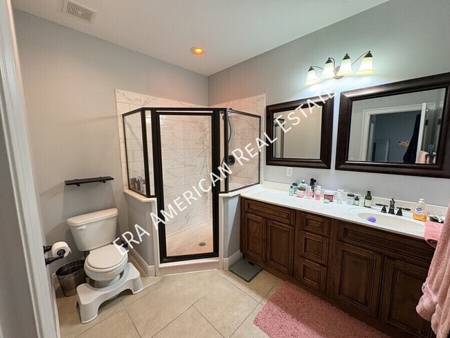 Building Photo - 485 Westgate Wy