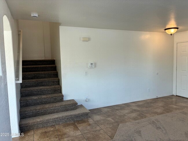 Building Photo - 25177 W Park Ave