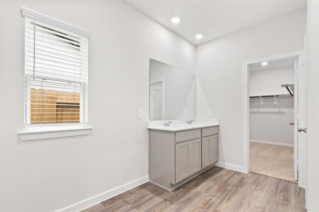 Building Photo - 30223 Fledged Wing Dr