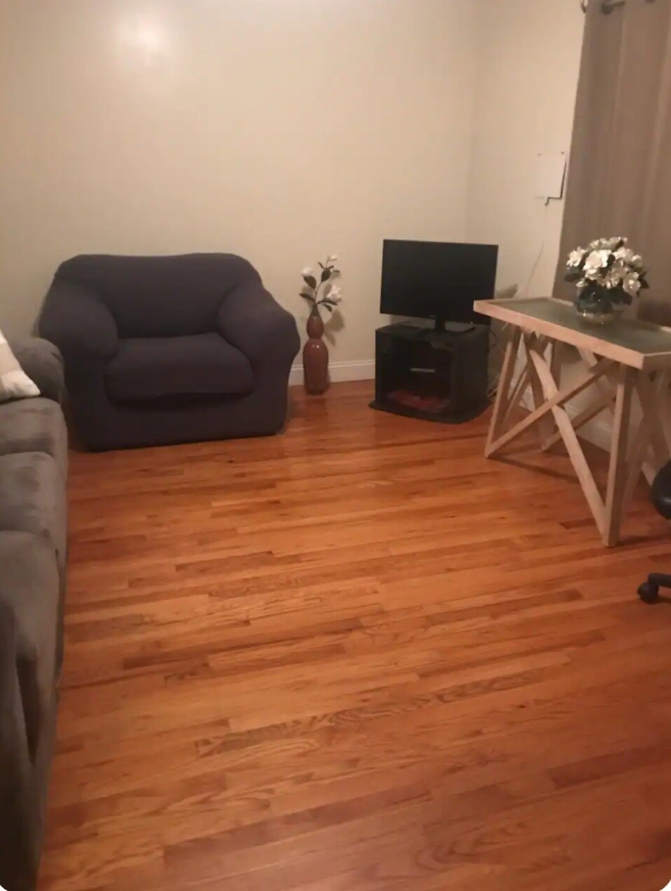 Building Photo - 189 Newport Rd