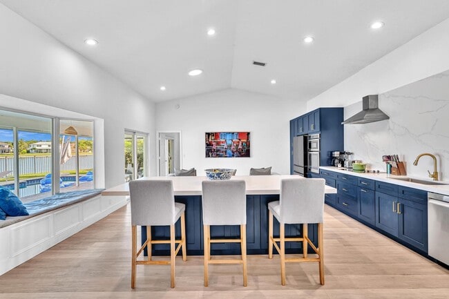 Building Photo - 12502 Baywind Ct