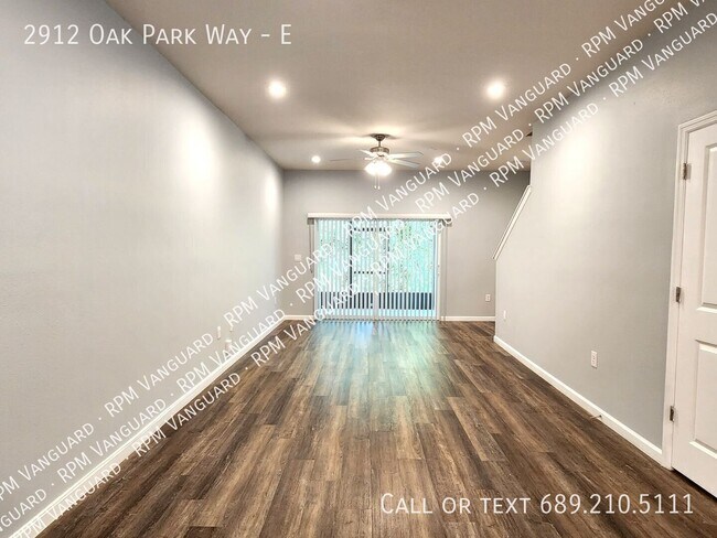 Building Photo - 2912 Oak Park Way