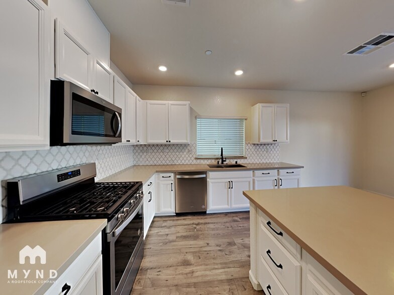 Building Photo - 3831 Berrybridge St