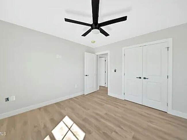 Building Photo - New 4BR/3.5BA Townhome in Meadowview – Modern Living in a Peaceful Historic Setting Near Emory & ...