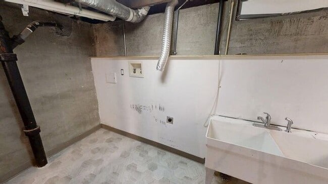 Building Photo - Sun-Drenched Mt. Tabor Home with Massive Yard & Oversized Shop-Garage!