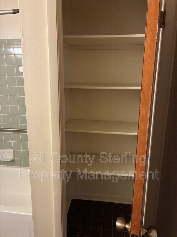 Building Photo - 4501 SW 71st Terrace