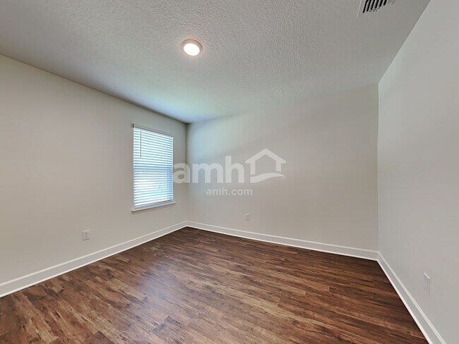 Building Photo - 12337 Paperbark Pl