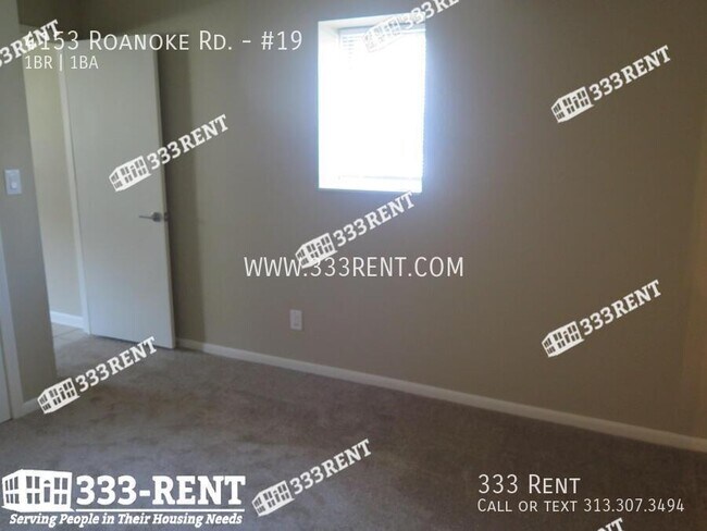 Building Photo - 4153 Roanoke Rd